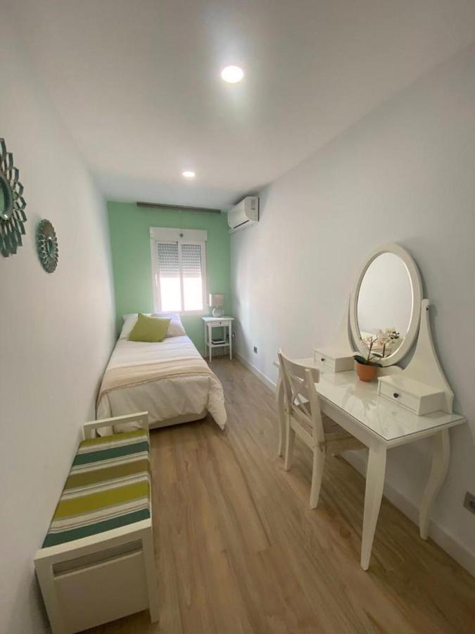 Barrio De Santa Cruz, La Juderia. Zona Inmejorable Apartment Seville Luaran gambar